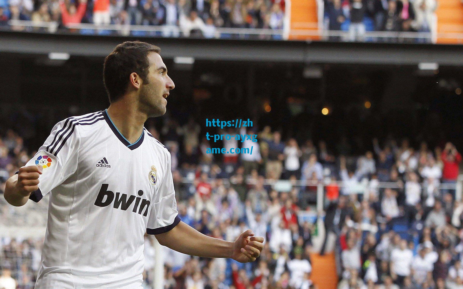 老詹纵情高歌《Not Like Us》跟Drake的友谊疑似翻船